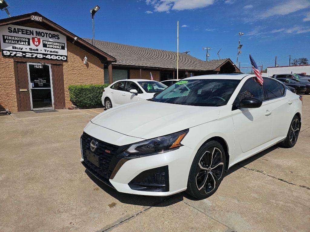 Nissan Altima 2.5 SR Sedan 2023