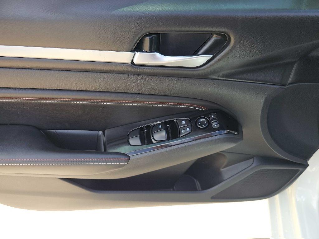 Nissan Altima 2.5 SR Sedan 2023