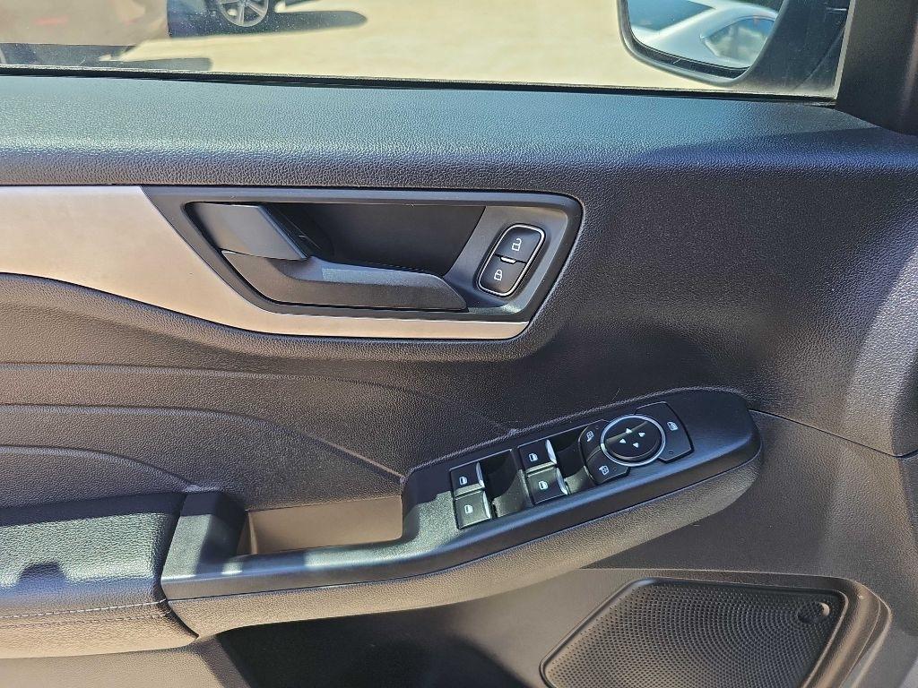 Ford Escape SE FWD 2022