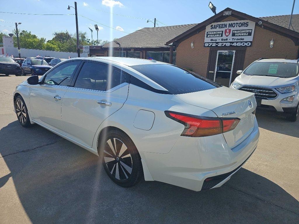 Nissan Altima 2.5 SL Sedan 2020
