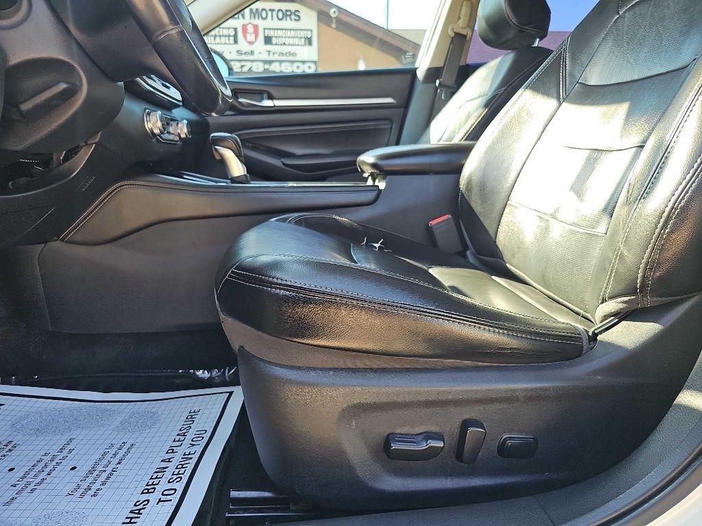 Nissan Altima 2.5 SL Sedan 2020