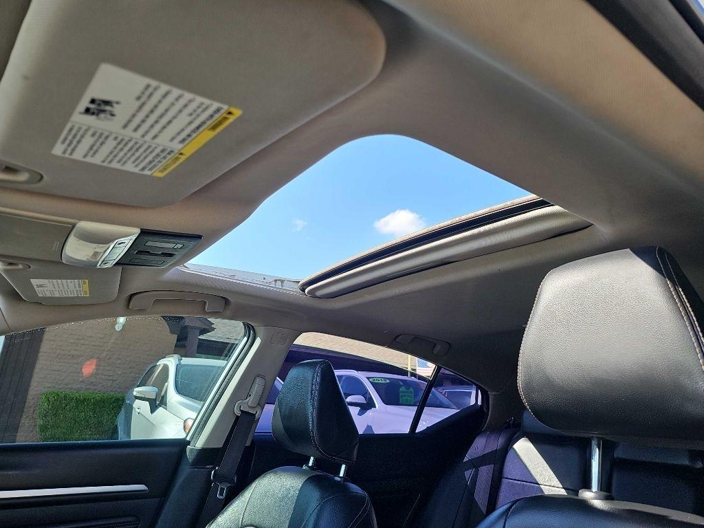 Nissan Altima 2.5 SL Sedan 2020