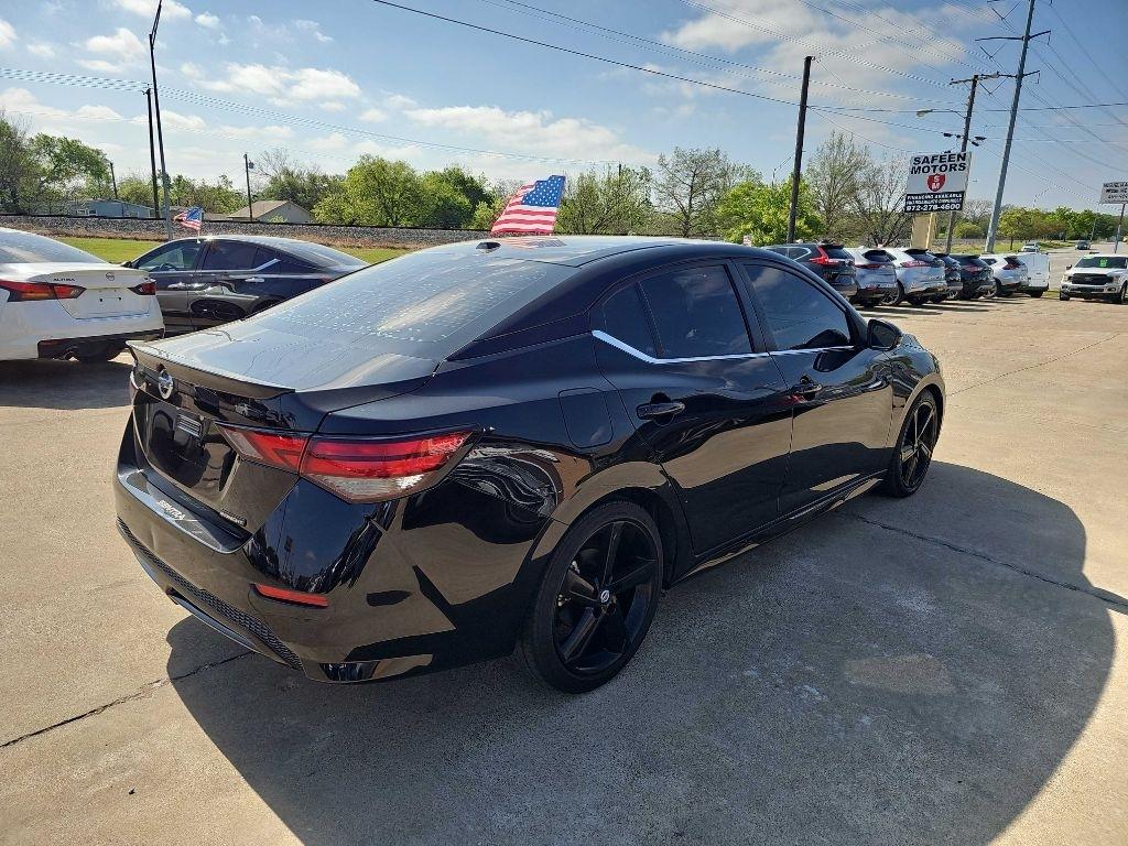 Nissan Sentra SR CVT 2022