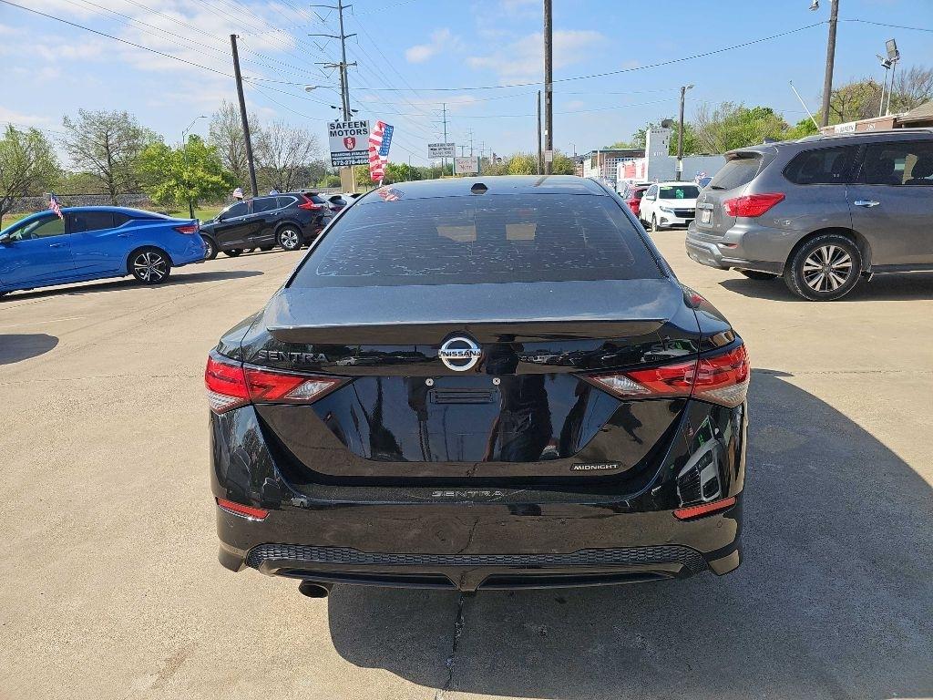 Nissan Sentra SR CVT 2022