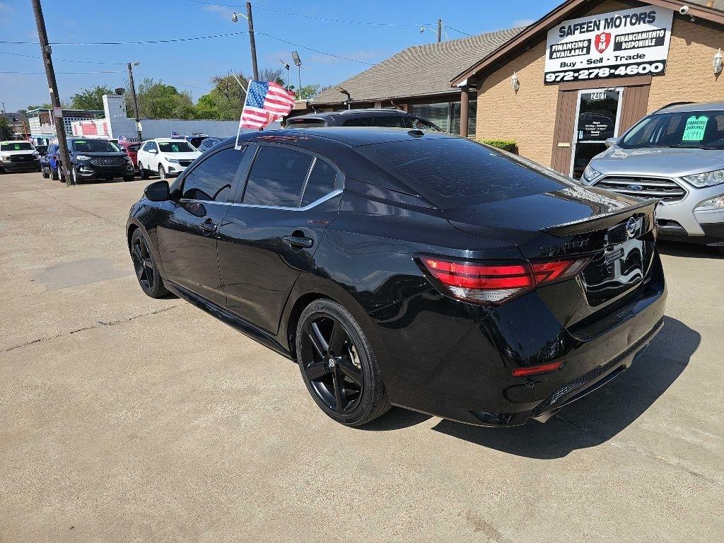 Nissan Sentra SR CVT 2022