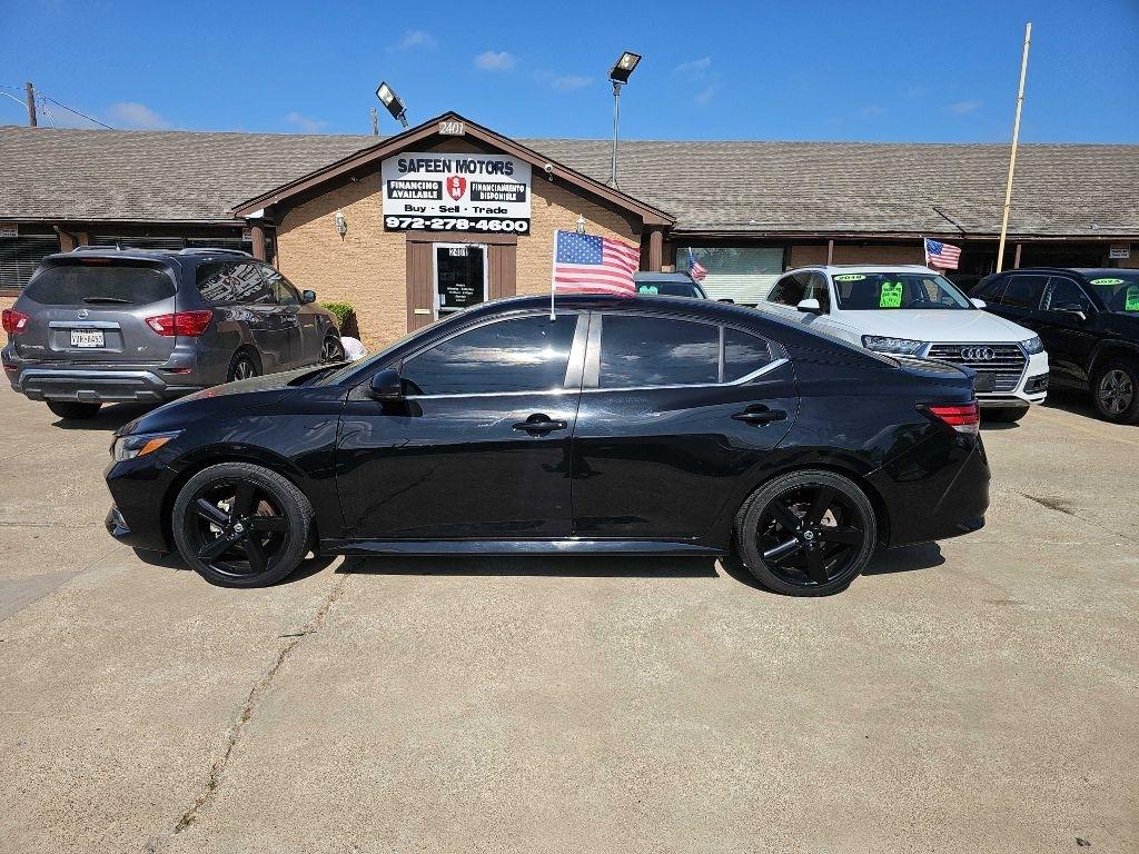 Nissan Sentra SR CVT 2022