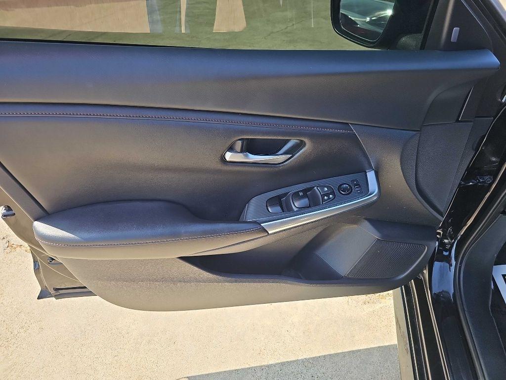 Nissan Sentra SR CVT 2022