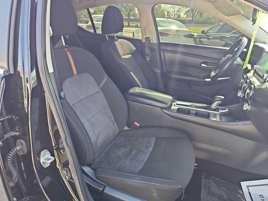 Nissan Sentra SR CVT 2022