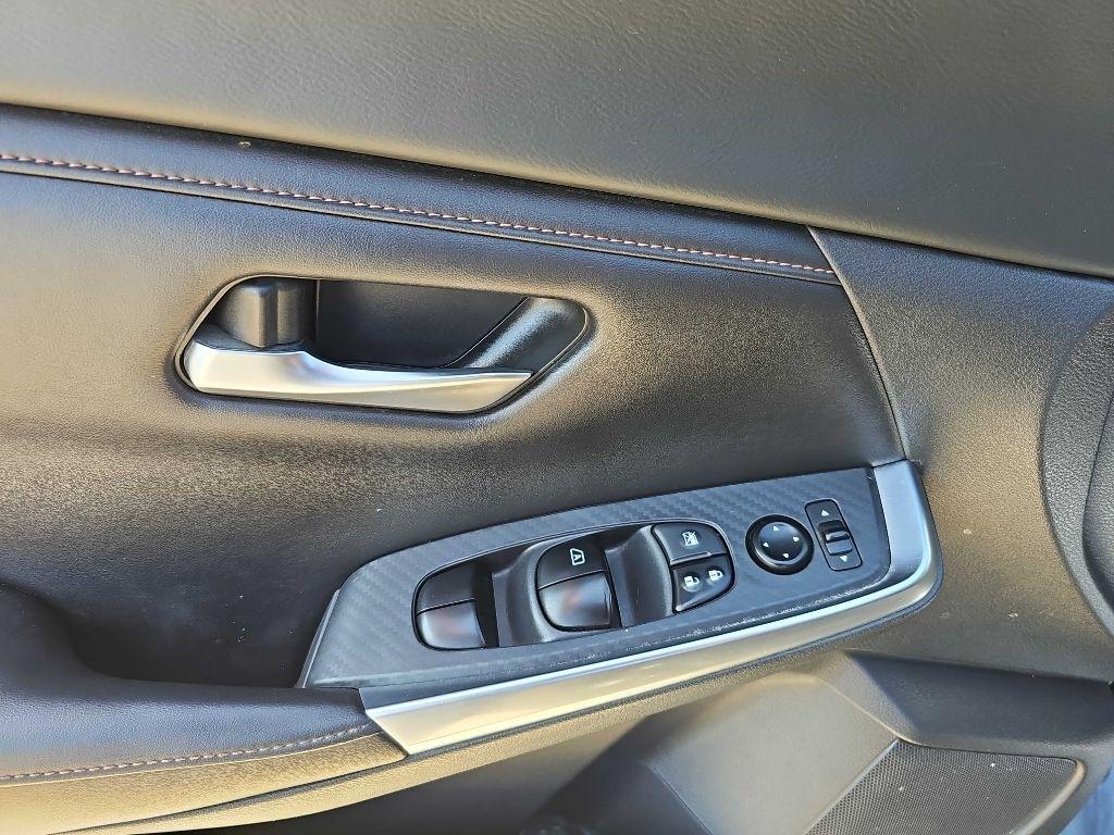 Nissan Sentra SR CVT 2022