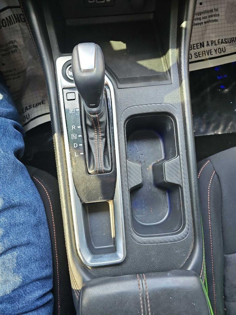 Nissan Sentra SR CVT 2022