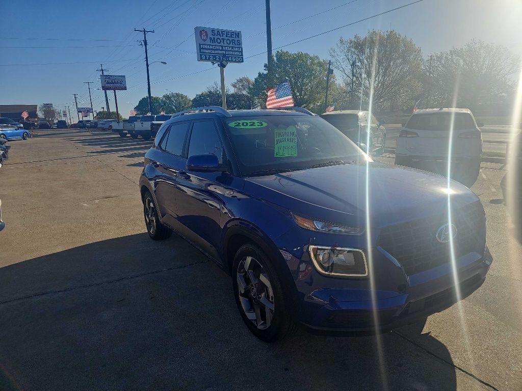 Hyundai Venue Limited IVT 2023