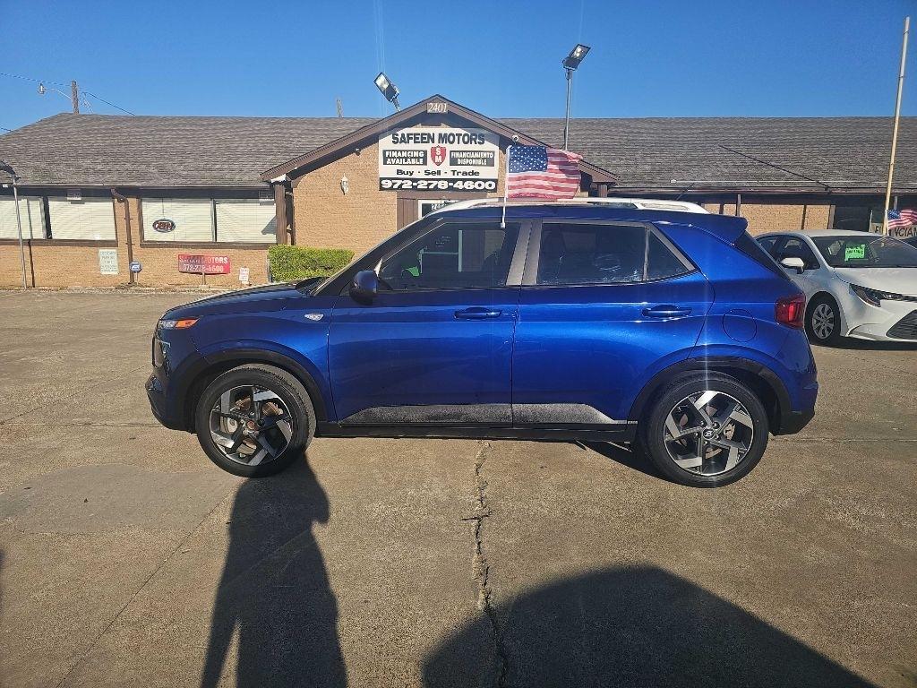 Hyundai Venue Limited IVT 2023