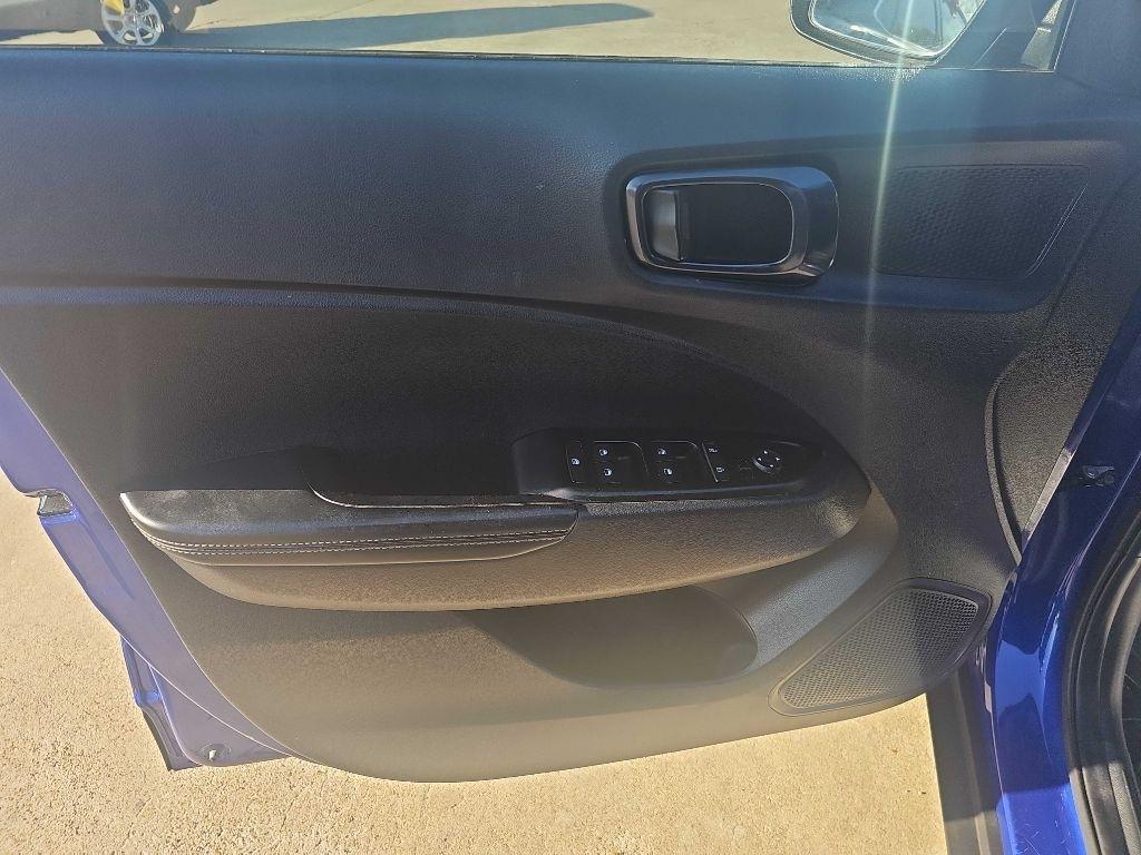 Hyundai Venue Limited IVT 2023