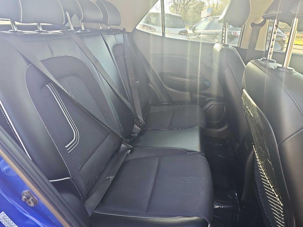 Hyundai Venue Limited IVT 2023