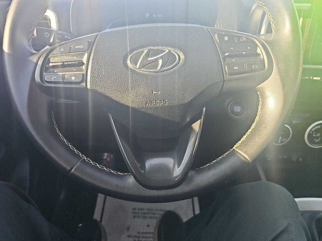 Hyundai Venue Limited IVT 2023