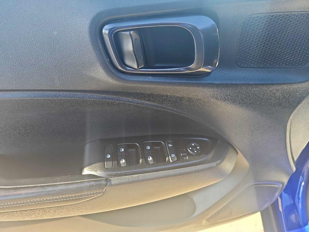 Hyundai Venue Limited IVT 2023