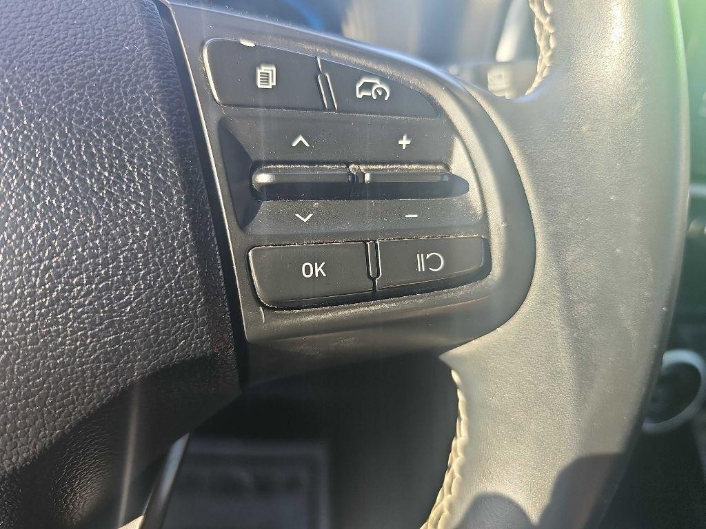 Hyundai Venue Limited IVT 2023