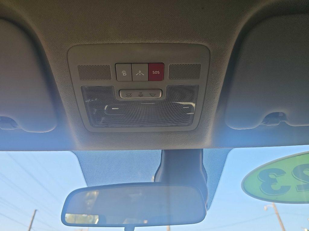 Hyundai Venue Limited IVT 2023