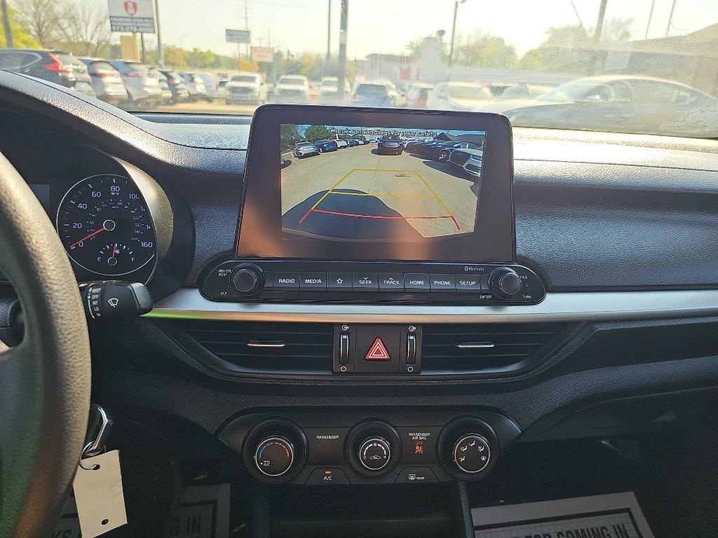 Kia Forte LXS IVT 2020