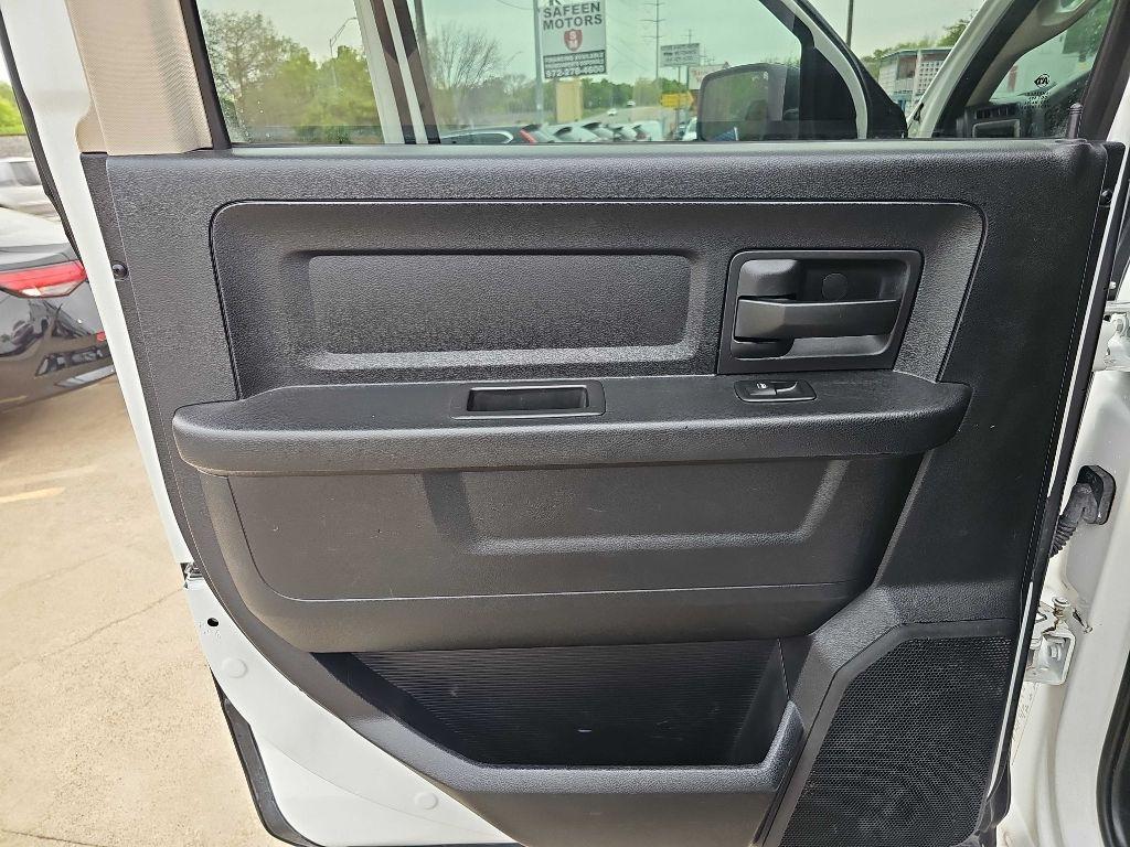 RAM 2500 4WD Crew Cab 169" Tradesman 2015