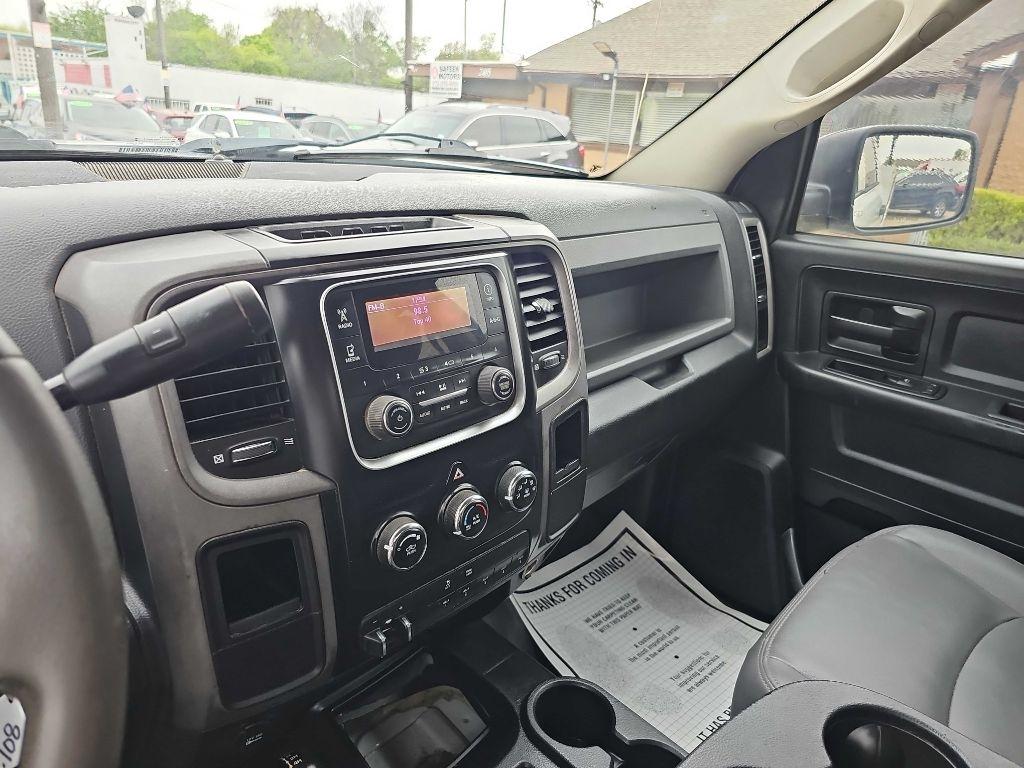 RAM 2500 4WD Crew Cab 169" Tradesman 2015