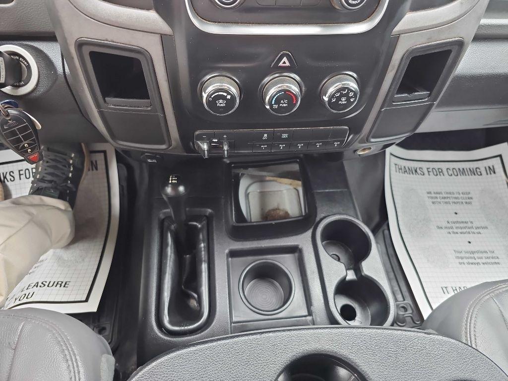 RAM 2500 4WD Crew Cab 169" Tradesman 2015