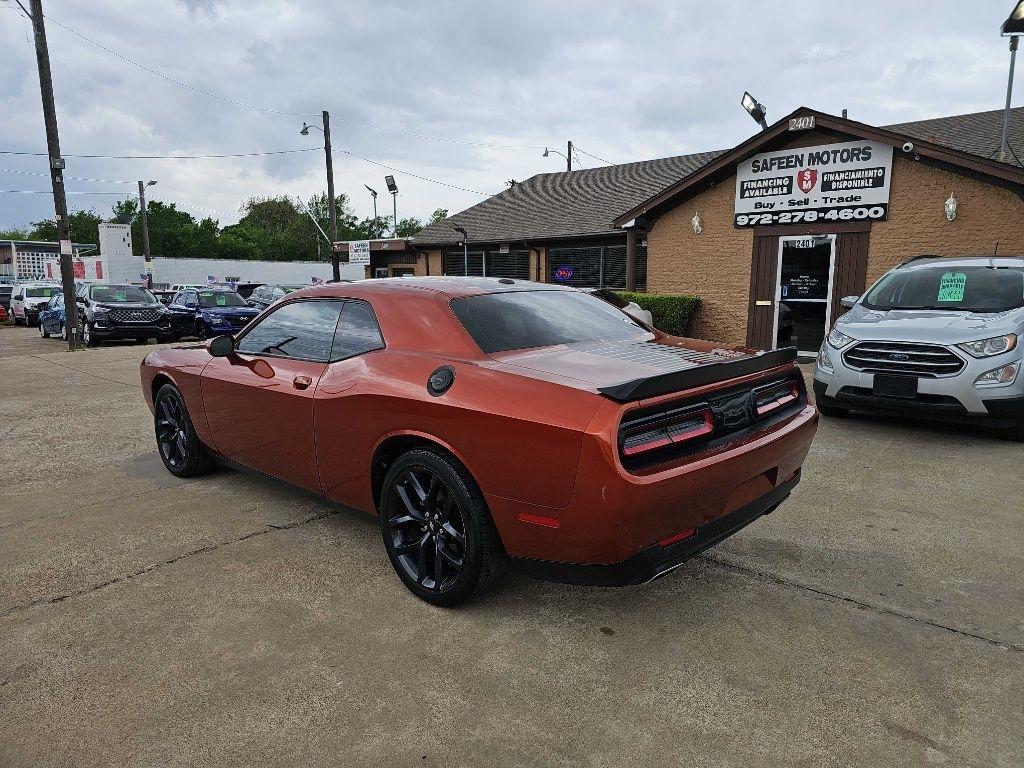 Dodge Challenger SXT RWD 2023