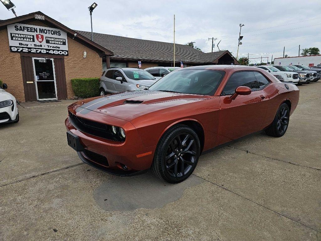 Dodge Challenger SXT RWD 2023