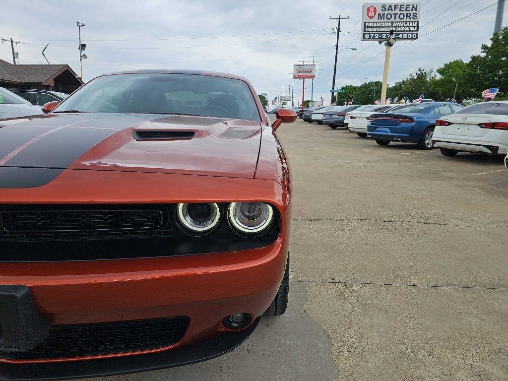 Dodge Challenger SXT RWD 2023