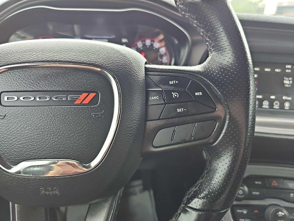 Dodge Challenger SXT RWD 2023