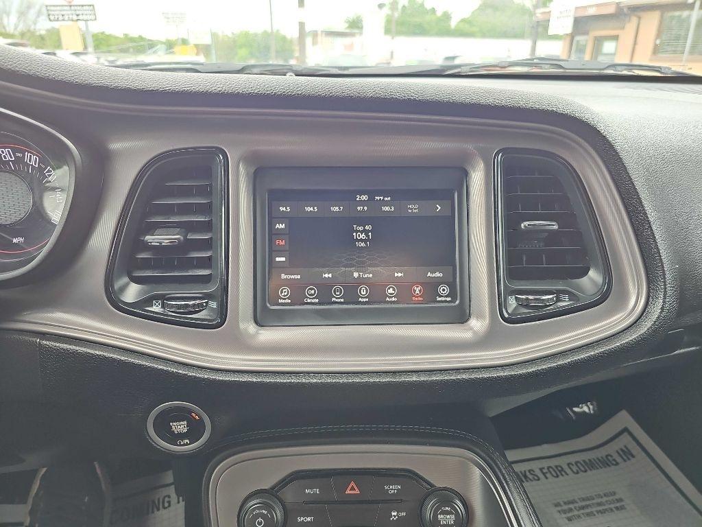 Dodge Challenger SXT RWD 2023