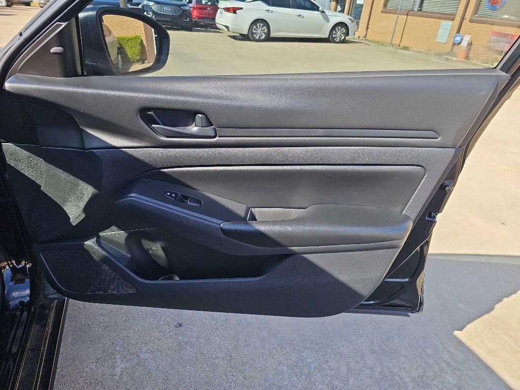 Nissan Altima 2.5 S Sedan 2024