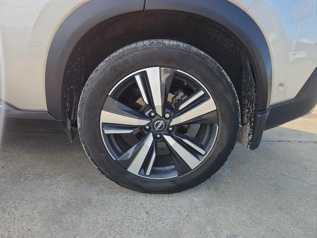 Nissan Rogue FWD Platinum *Ltd Avail* 2023