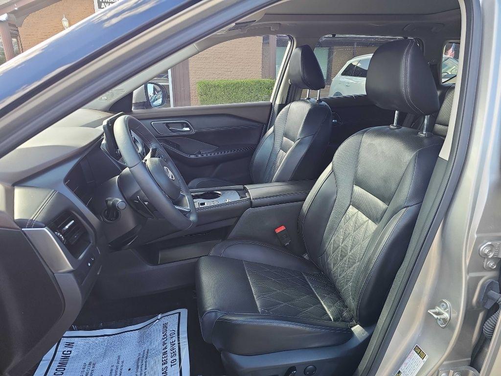 Nissan Rogue FWD Platinum *Ltd Avail* 2023