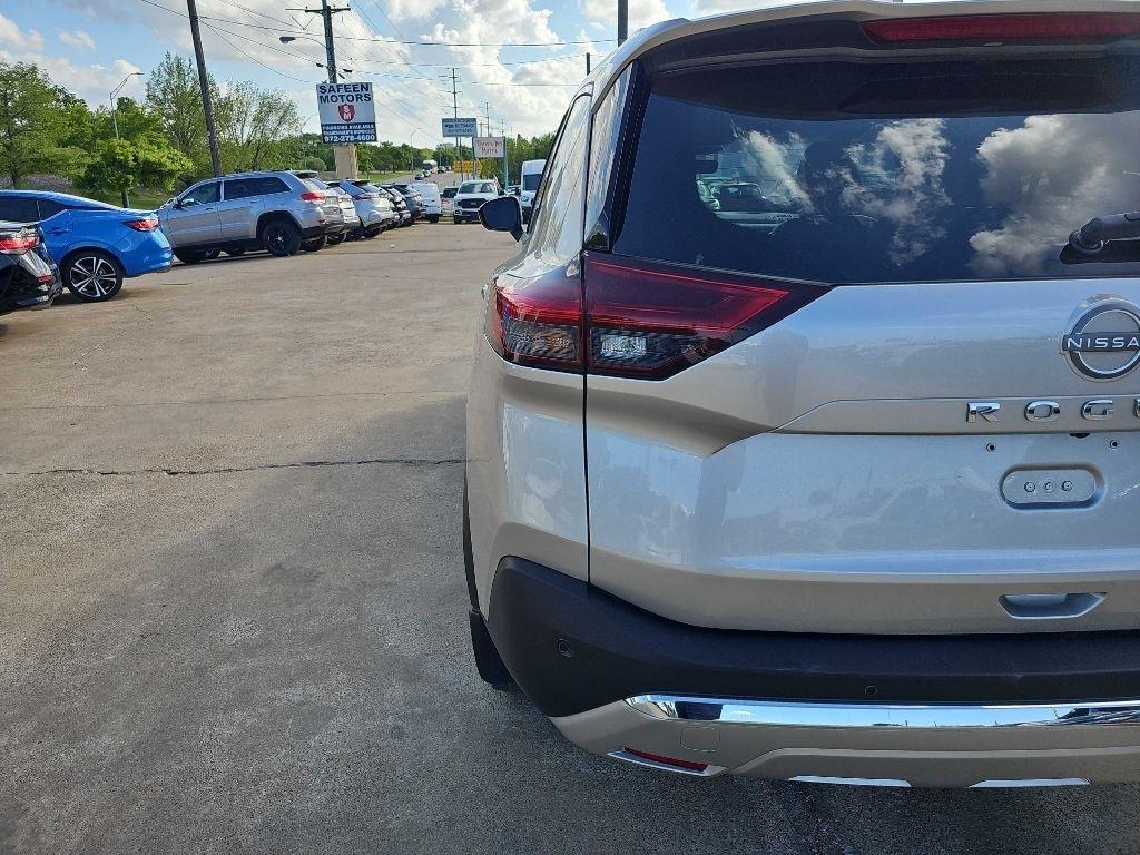 Nissan Rogue FWD Platinum *Ltd Avail* 2023