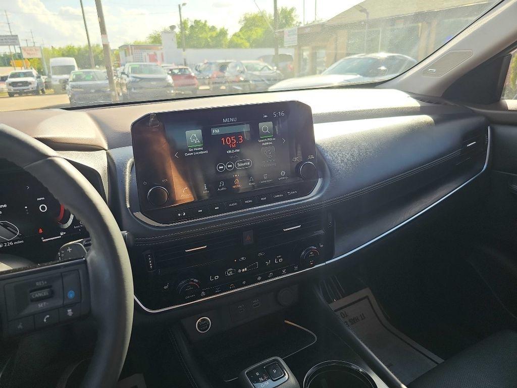 Nissan Rogue FWD Platinum *Ltd Avail* 2023