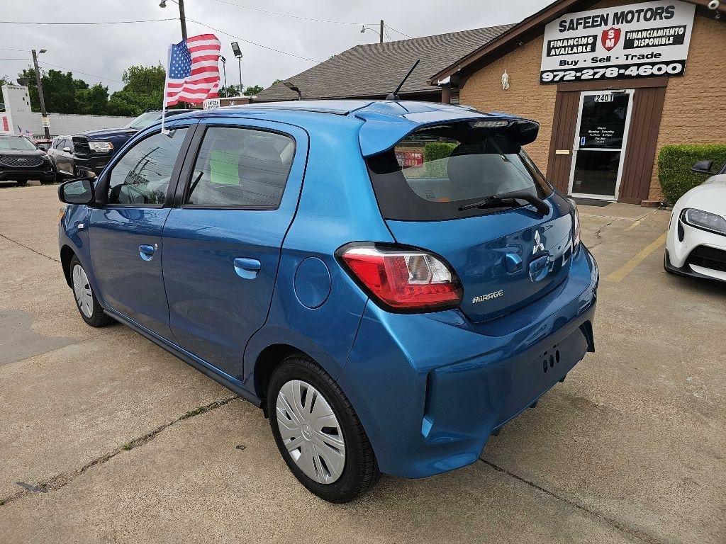 Mitsubishi Mirage ES CVT 2024