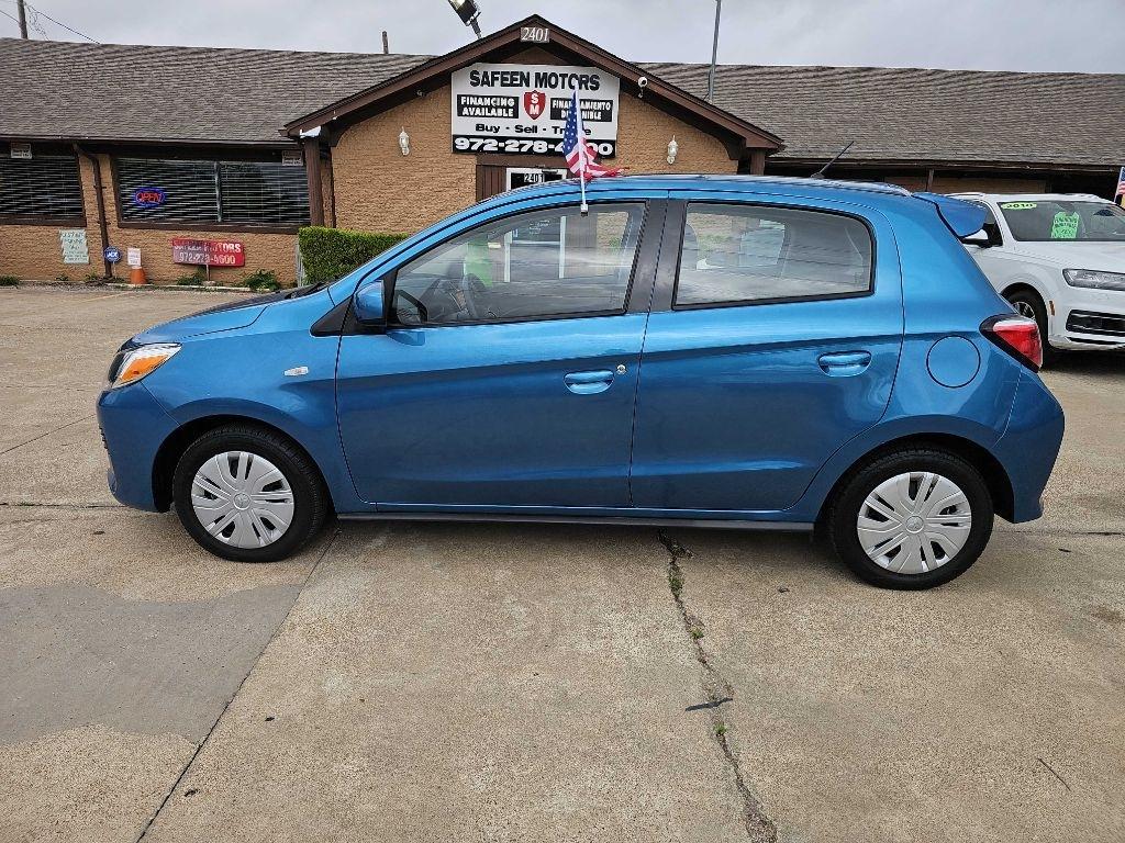 Mitsubishi Mirage ES CVT 2024