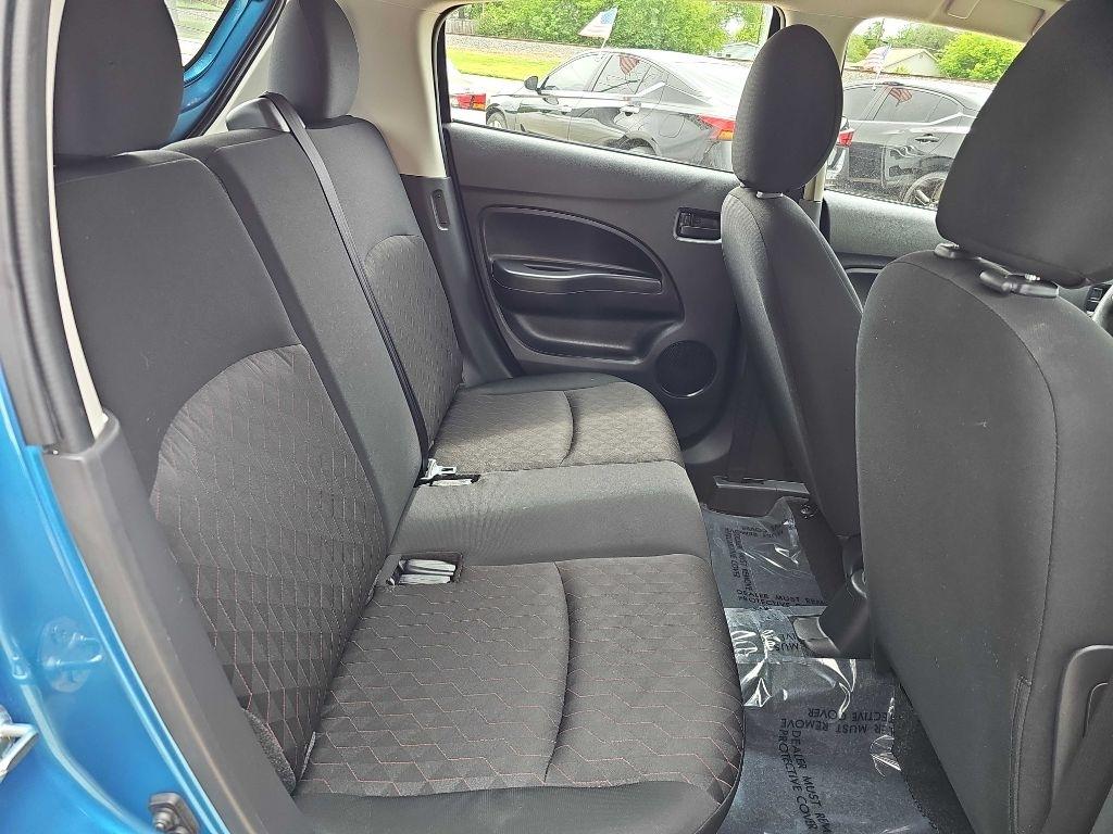 Mitsubishi Mirage ES CVT 2024