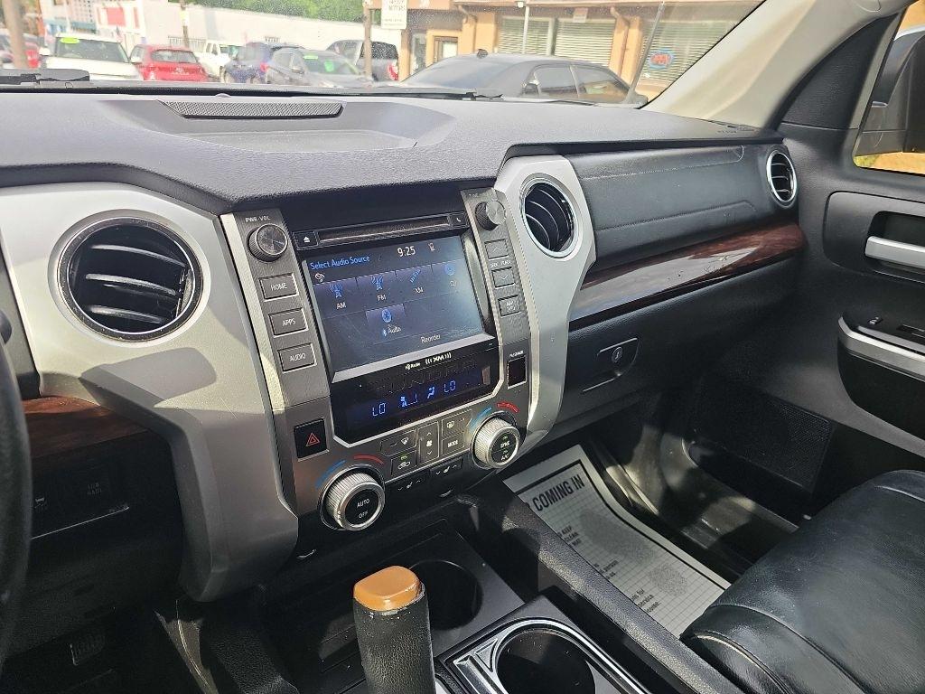 Toyota Tundra 2WD Truck CrewMax 5.7L V8 6-Spd AT LTD (Natl) 2015