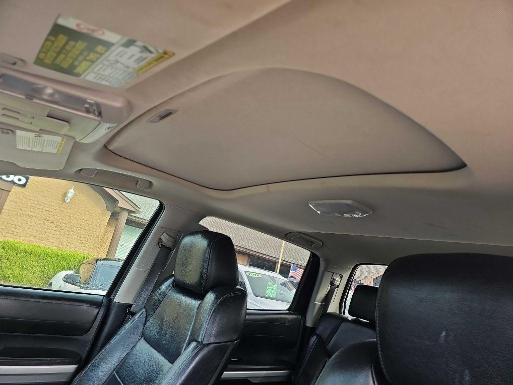Toyota Tundra 2WD Truck CrewMax 5.7L V8 6-Spd AT LTD (Natl) 2015