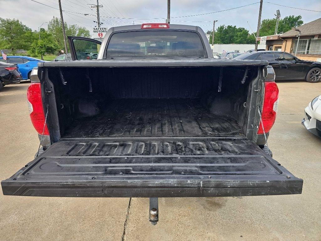 Toyota Tundra 2WD Truck CrewMax 5.7L V8 6-Spd AT LTD (Natl) 2015