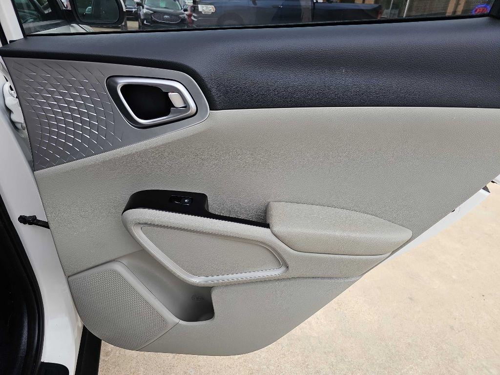 Kia Soul LX IVT 2022