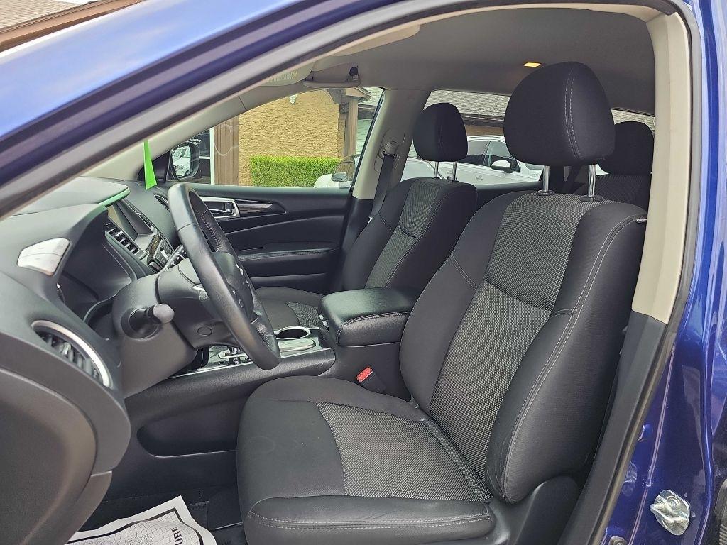 Nissan Pathfinder FWD SV 2020