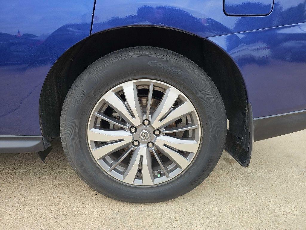 Nissan Pathfinder FWD SV 2020