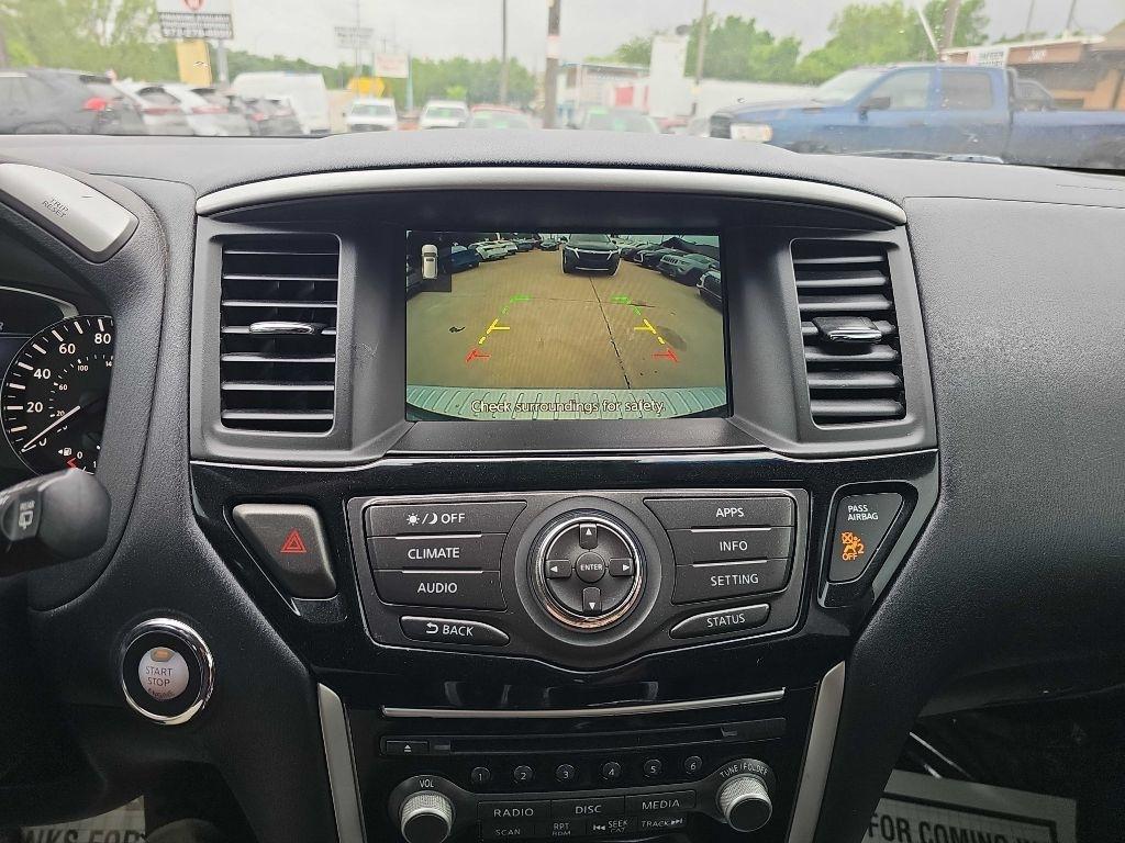 Nissan Pathfinder FWD SV 2020