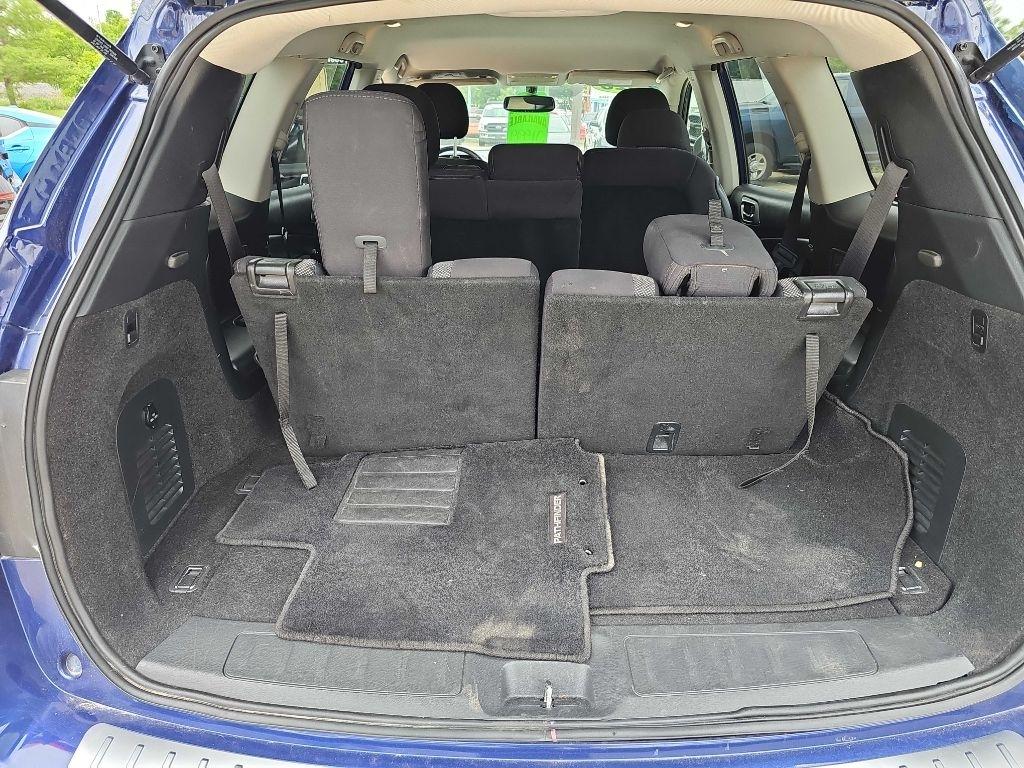 Nissan Pathfinder FWD SV 2020