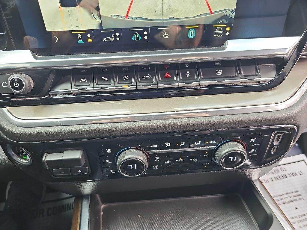 Chevrolet Silverado 1500 4WD Crew Cab 147" High Country 2022