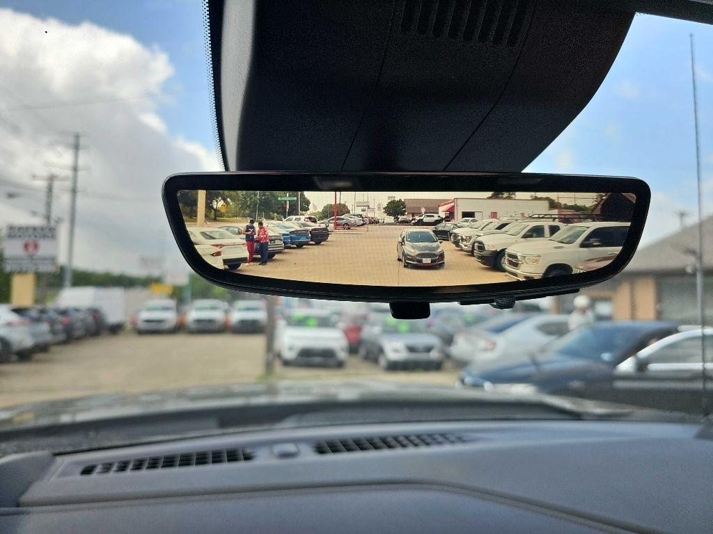 Chevrolet Silverado 1500 4WD Crew Cab 147" High Country 2022