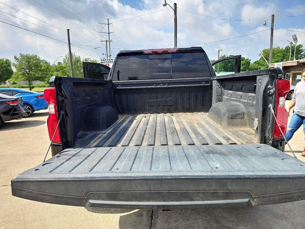 Chevrolet Silverado 1500 4WD Crew Cab 147" High Country 2022